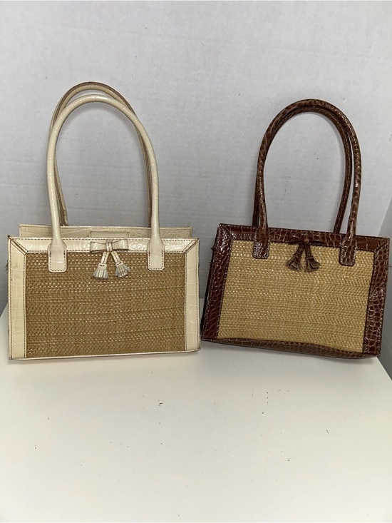 Liz Claiborne Handbags - Liz Claiborne Y2K Ivory Brown Faux Leather Straw Satchel Handbag Set of 2
